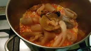 PEAU DE BŒUF SAUCE TOMATE